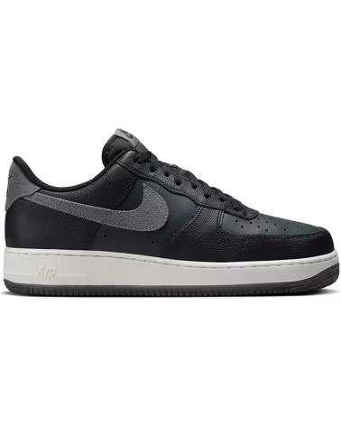 Scarpe sport per Uomo NIKE ZAPATILLAS AIR FORCE 1 07 LV8 PARA HOMBRE EN COLOR NEGRO NEGRO