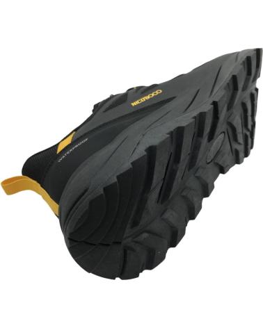 Sneaker für Herren NICOBOCO ZAPATILLA TREKKING HOMBRE SERPA 41-131 070 NEGRO