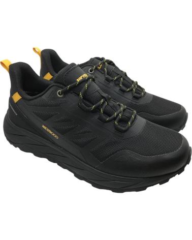 Sneaker für Herren NICOBOCO ZAPATILLA TREKKING HOMBRE SERPA 41-131 070 NEGRO