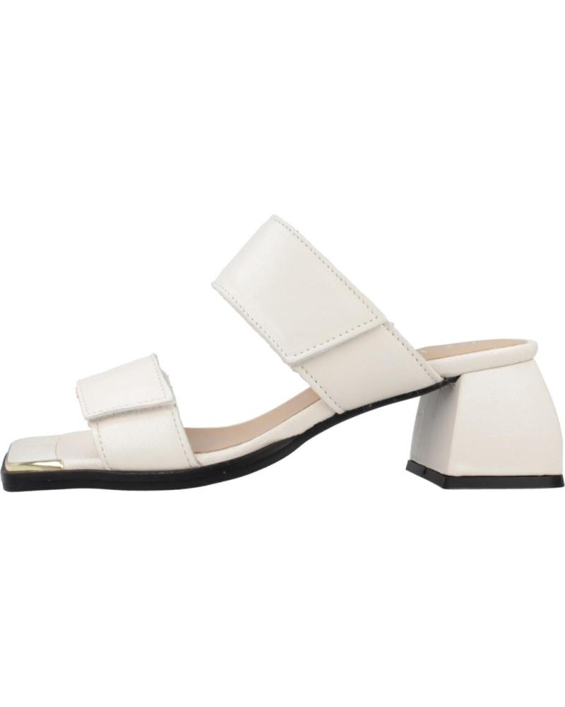 Sandálias de Mulher ALPE SANDALIAS MUJER MODELO 5133 56 COLOR BLANCO OFFWHT
