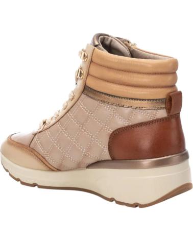 Woman Trainers CARMELA DEPORTIVOS DE MUJER 161821 EN BEIGE