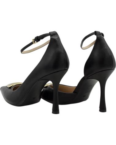 Woman shoes CORINA ZAPATOS DE MUJER PASTOR M3676 EN NEGRO