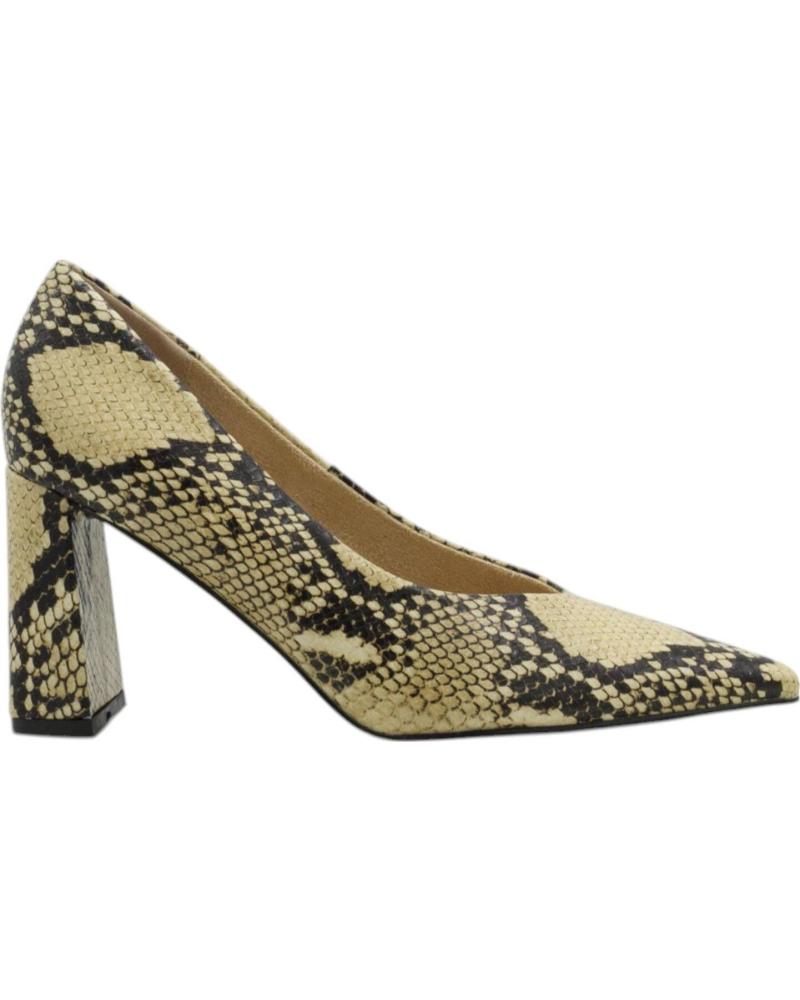 Woman shoes CORINA ZAPATOS DE MUJER PASTOR M3650 EN CAMEL