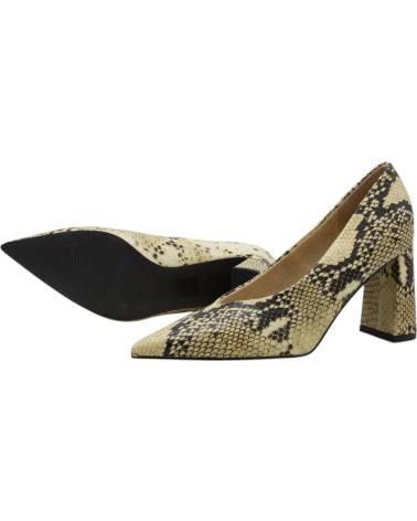 Woman shoes CORINA ZAPATOS DE MUJER PASTOR M3650 EN CAMEL