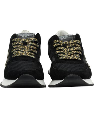 Deportivas de Mujer CORINA ZAPATILLAS DE MUJER PASTOR M4540 EN NEGRO