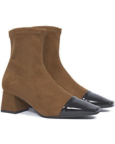 Woman boots MISS ELASTIC BOTA PUNTERA LAURA 76152-28 MARRN VARIOS COLORES