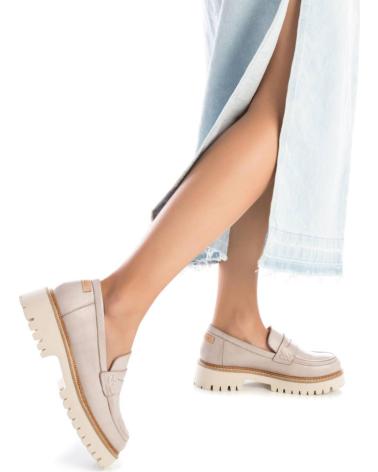 Mocasines-De-Mujer-CARMELA-161309-TAUPE