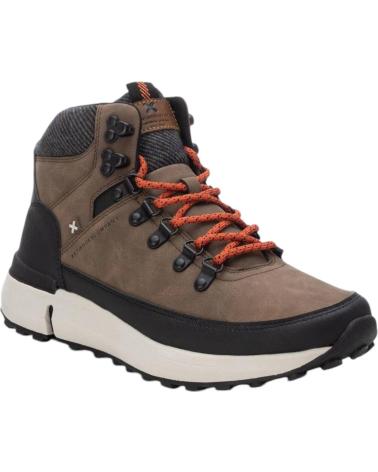 Botins de Homem XTI 143169 MARRON