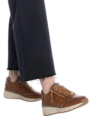 Deportivas de Mujer CARMELA 161954 CAMEL