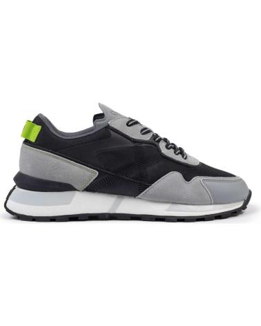 Sportivo-De-Hombre-MUNICH-PULSAR-8211015-NEGRO