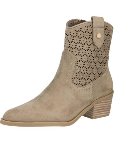 Botas-De-Mujer-XTI-143885-BOTAS-COWBOY-PERFORADAS-DE-MUJER-TAUPE