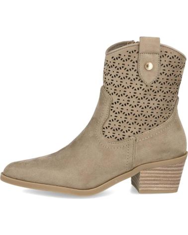 Botas-De-Mujer-XTI-143885-BOTAS-COWBOY-PERFORADAS-DE-MUJER-TAUPE