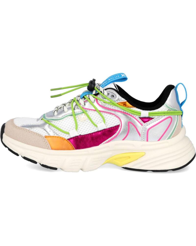 Woman Trainers XTI 144052 ZAPATILLAS DEPORTIVAS DE MUJER PLATA