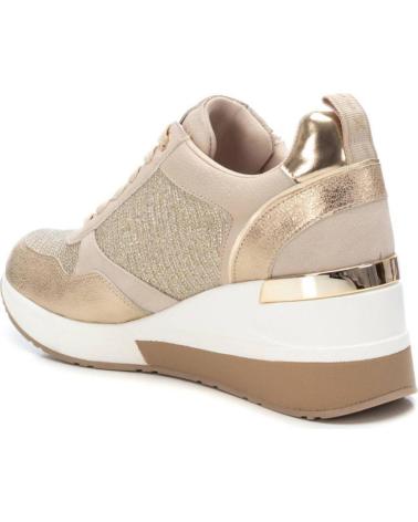 Sneaker für Damen XTI ZAPATILLA CON CUNA PARA MUJER 143717 COLOR ORO