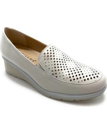 Woman shoes PITILLOS 5742 GLACIAL MOCASIN CALADO BEIG