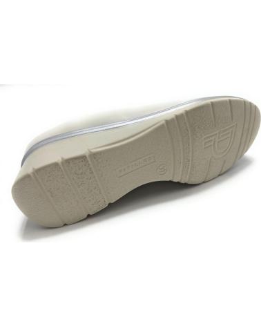 Woman shoes PITILLOS 5742 GLACIAL MOCASIN CALADO BEIG