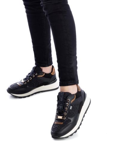 Scarpe sport per Donna XTI DEPORTIVO 40016  DE NEGRO