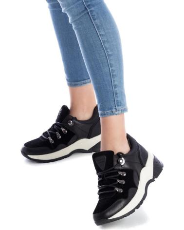 Woman Zapatillas deporte CARMELA 131067 NEGRO