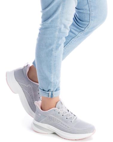Sapatilhas de Mulher XTI 140382 GRIS