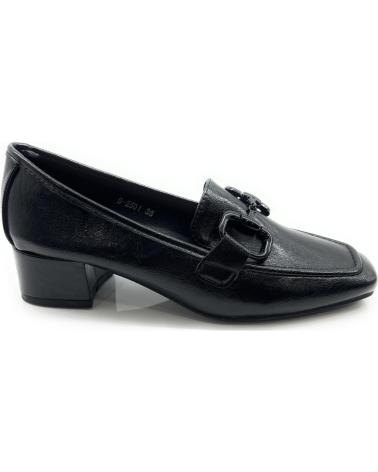 Woman shoes BUONAROTTI ZAPATO MOCASIN MUJER HEBILLA TACON NEGRO