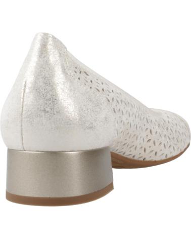 PITILLOS PUMPS 10452 AUS LEDER GOLD METALLIC MIT NIEDRIGEM KOMFORTABSATZ ORO