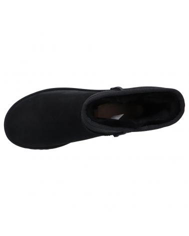 Woman and girl boots UGG 1016223 CLASSIC SHORT II 4 BLACK