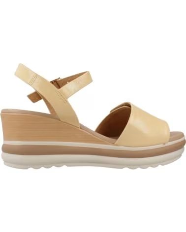 REPO SANDALIAS MUJER MODELO 20237R CAMEL, REF: 618517
