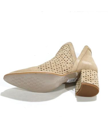 Stivaletti per Donna POPA BOTIN CASUAL DE ANTE TROQUELADO CON TACON BEIG