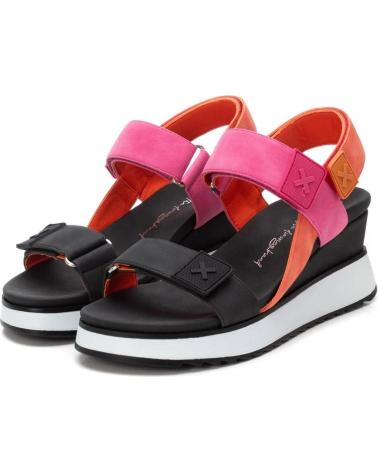 Sandalen für Damen XTI 14384803 FUCSIA