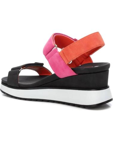 Sandalen für Damen XTI 14384803 FUCSIA