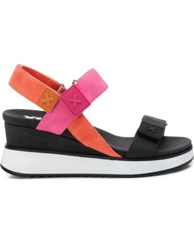 Sandales pour Femme XTI 14384803 FUCSIA