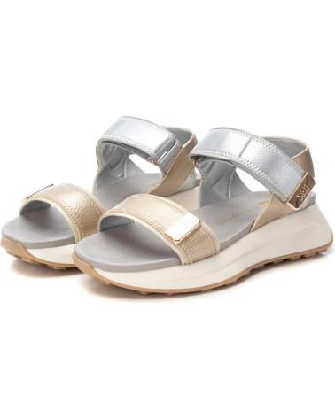 Zapatos de Mujer XTI SANDALIAS PLANAS MUJER 143874 ORO DORADO