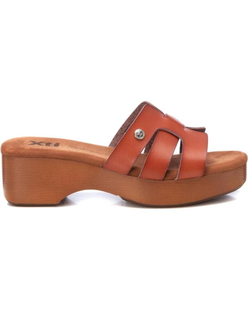 Sandali per Donna XTI 143354 CAMEL