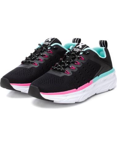 Esportes  de Mulher XTI 143617 NEGRO
