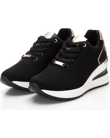XTI DEPORTIVOS 143721 S DE NEGRO