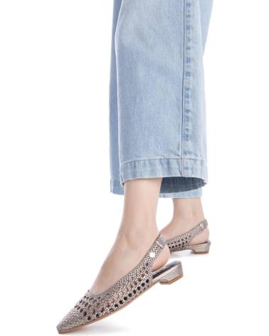 Schuhe für Damen und Mädchen XTI 143785 PLOMO