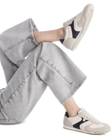 Esportes  de Mulher XTI 144051 BEIGE