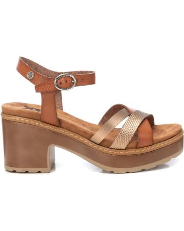 Sandalen für Damen XTI 144086 CAMEL
