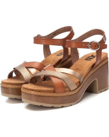Sandalen für Damen XTI 144086 CAMEL