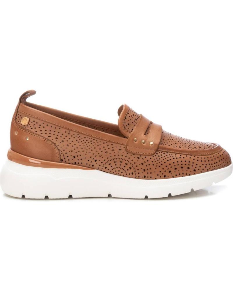 Mocasines de Mujer CARMELA MOCASIN DE MUJER EN PIEL CON DISENO EN PICADOS CON PLANTILL CAMEL