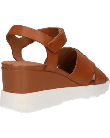 GEOX SANDALIAS MUJER MODELO D SPHERICA EC6 COLOR MARRON C6001