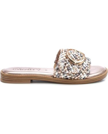 Chanclas-De-Mujer-CARMELA-SANDALIA-PALA-PLANA-EN-PIEL-CON-ACABADO-METALICO-NUDE