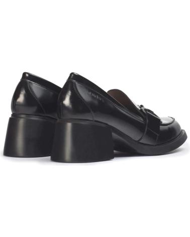Mocasines de Mujer WONDERS ZAPATOS MOCASIN PIEL NEGRO REGATA NEGRO
