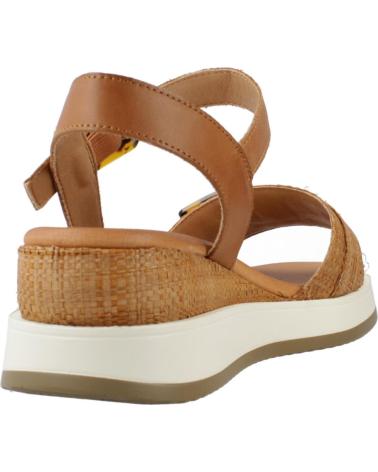 Sandalias de Mujer CARMELA SANDALIAS MUJER MODELO 162227C COLOR MARRON CAMEL