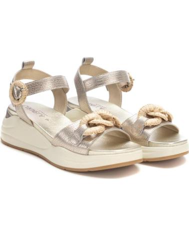 Sandali per Donna CARMELA SANDALIA DE MUJER EN PIEL CON HEBILLA ORO