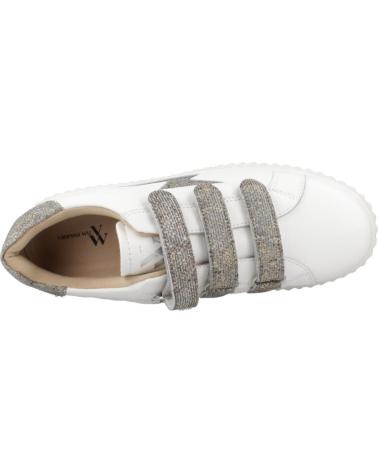 Sportivo per Donna VANESSA WU ZAPATILLAS MUJER MODELO JANE COLOR BLANCO SILVER