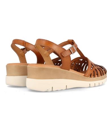 Sandalias de Mujer MARILA SANDALIA DE PIEL PARA MUJER CON CON CUNA TAY AVELLANA