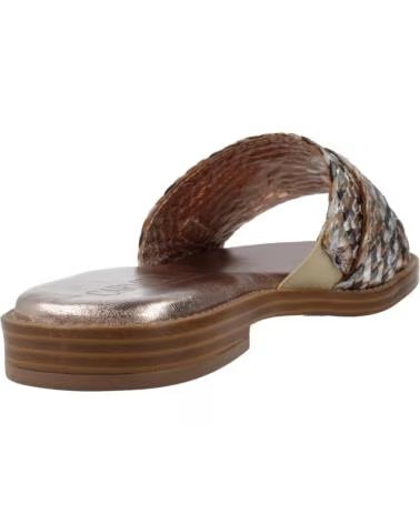 SANDALE PLATE CARMELA EN CUIR AVEC FINITION MÉTALLIQUE NUDE BEIGE NUDE
