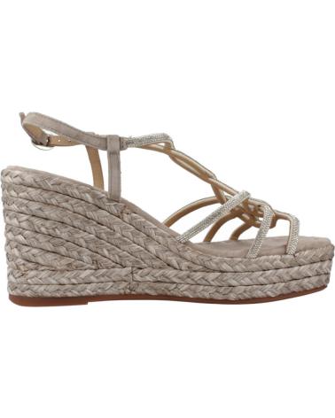ALMA EN PENA SANDALIAS MUJER MODELO V2551273 COLOR MARRON TAUPE
