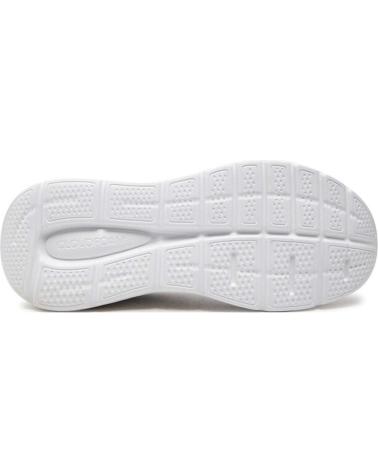BASKETS ADIDAS CLOUDFOAM COMFY BLANCHES AVEC RAYURES NOIRES ET DÉTAIL ROUGE FTWWHT-CBLACK-BETSCA